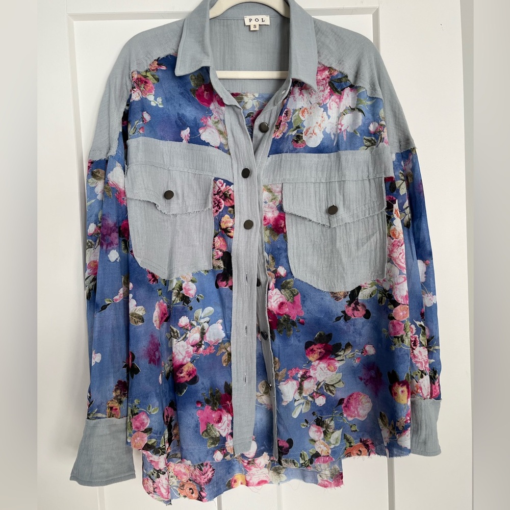 POL Blue Washed Floral Cotton Oversized Shirt - Size S - Brand New** - Picture 4 of 9